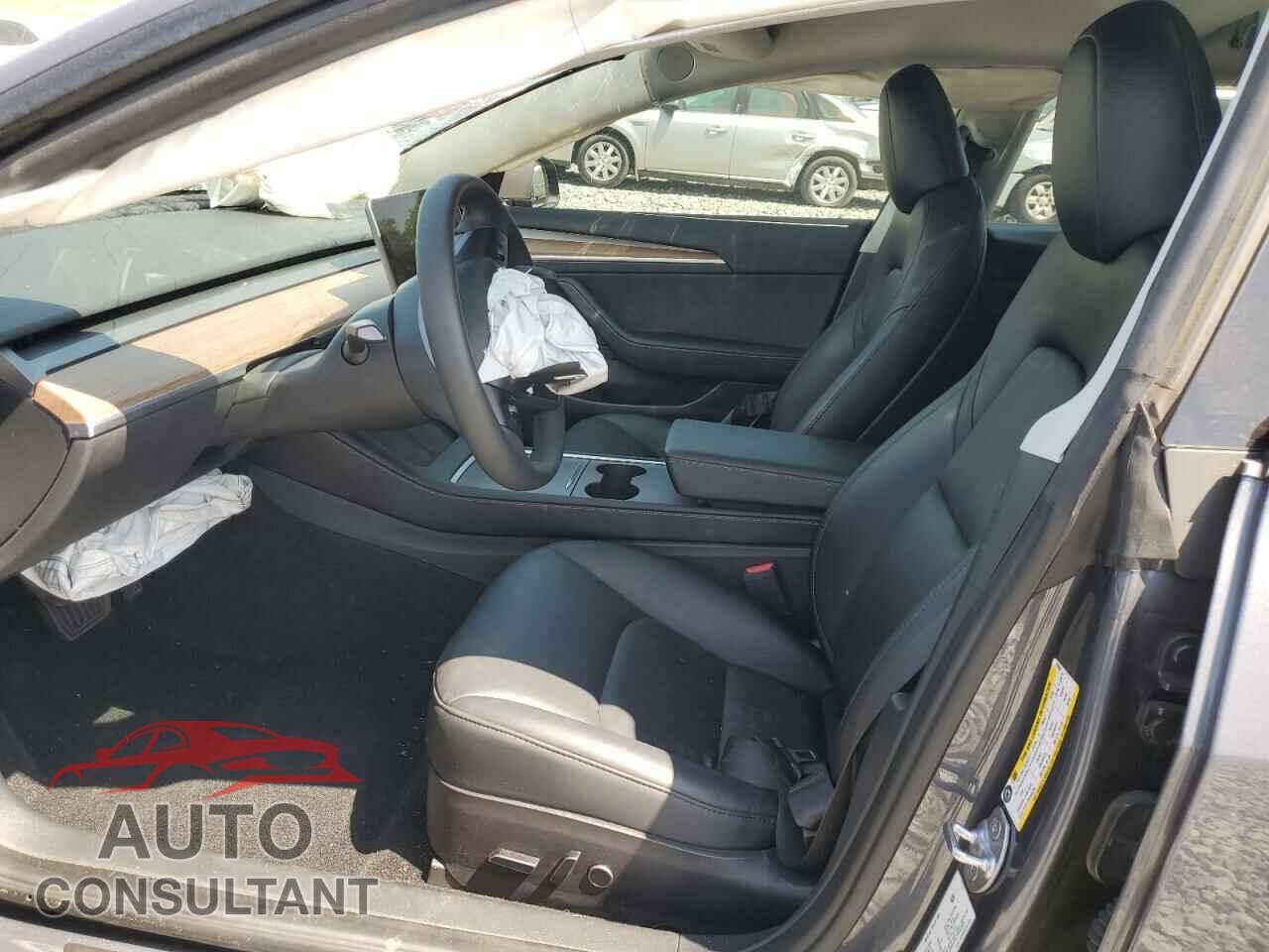 TESLA MODEL 3 2023 - 5YJ3E1EB4PF610526