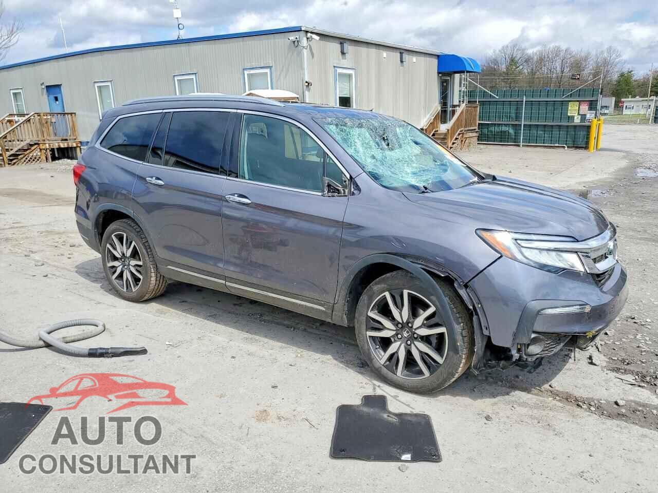 HONDA PILOT 2019 - 5FNYF6H06KB094611