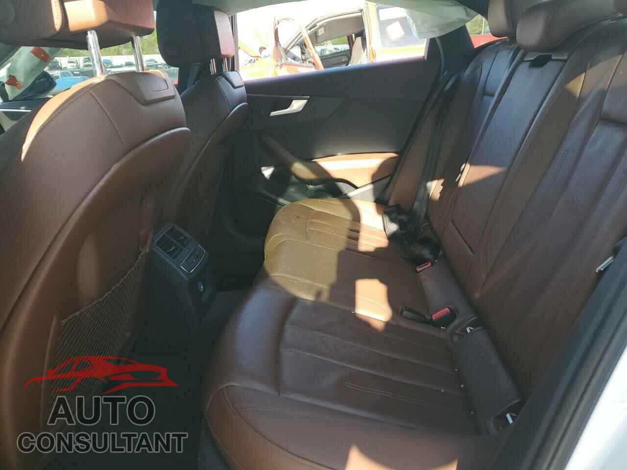 AUDI A4 2018 - WAUKMAF4XJA078548