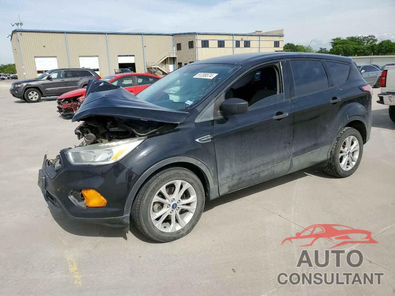 FORD ESCAPE 2017 - 1FMCU0F77HUC10035