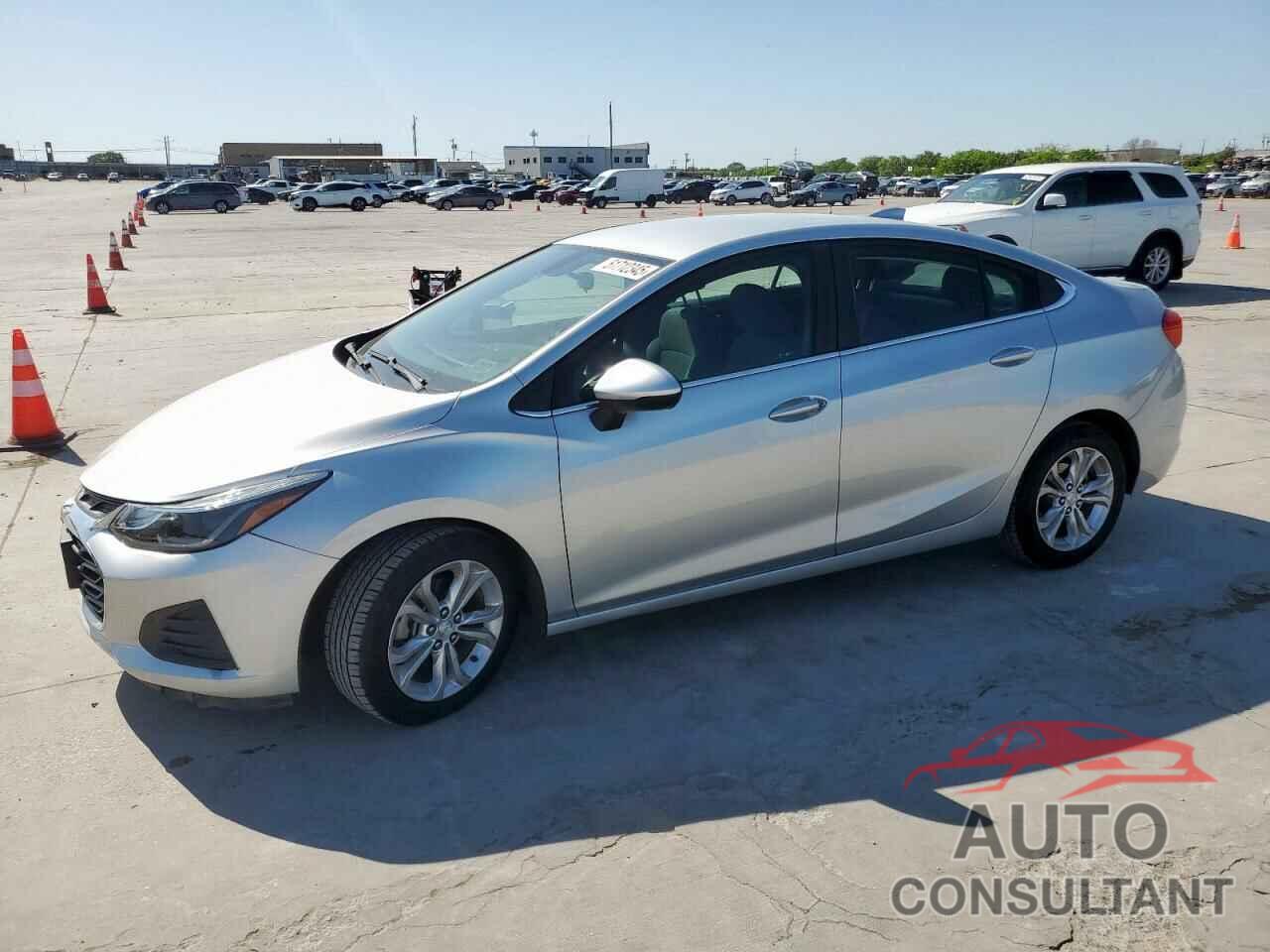 CHEVROLET CRUZE 2019 - 1G1BE5SM3K7116786