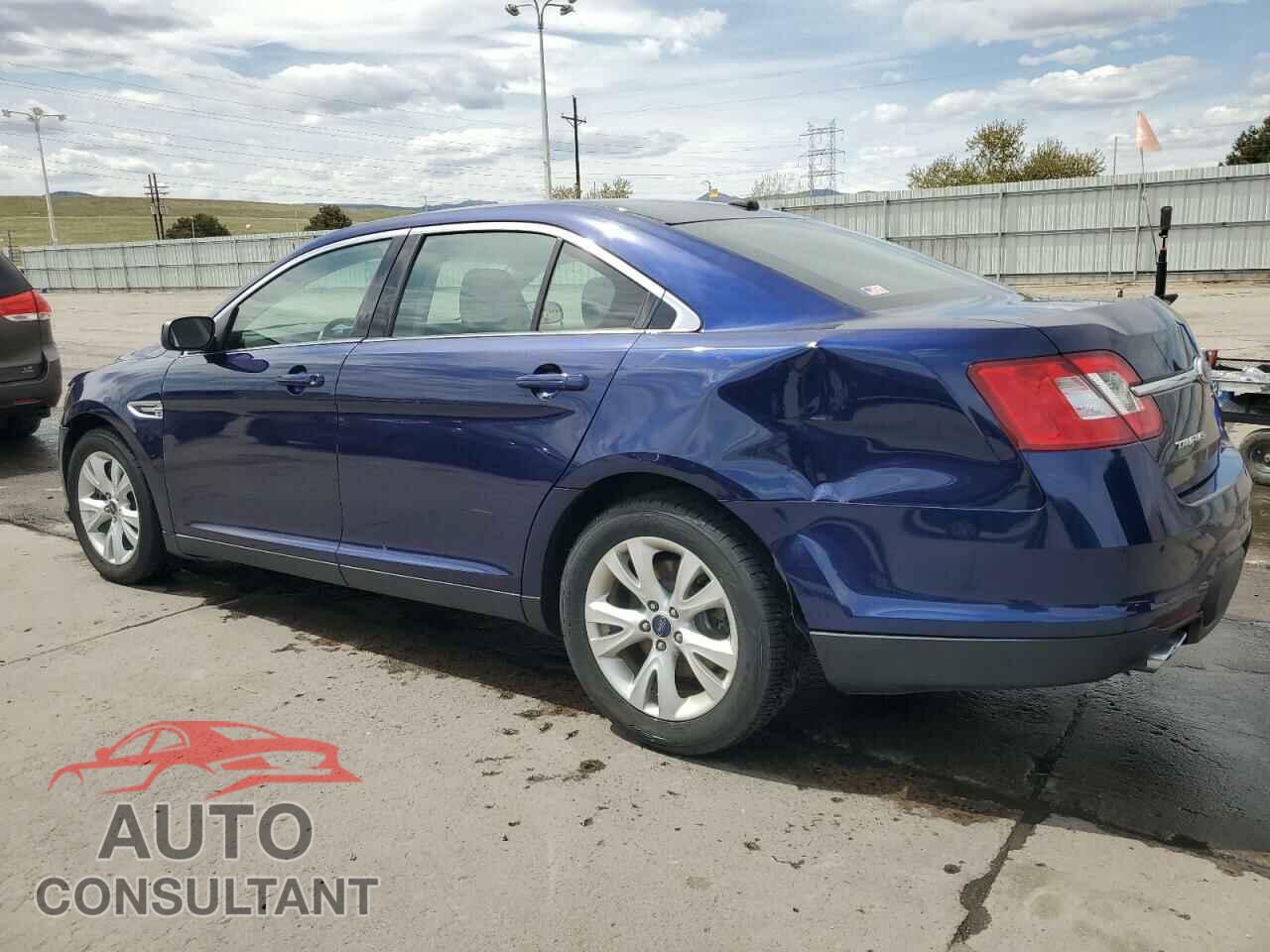 FORD TAURUS 2011 - 1FAHP2EW3BG160011