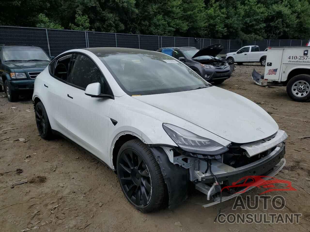 TESLA MODEL Y 2021 - 5YJYGDEE1MF111626