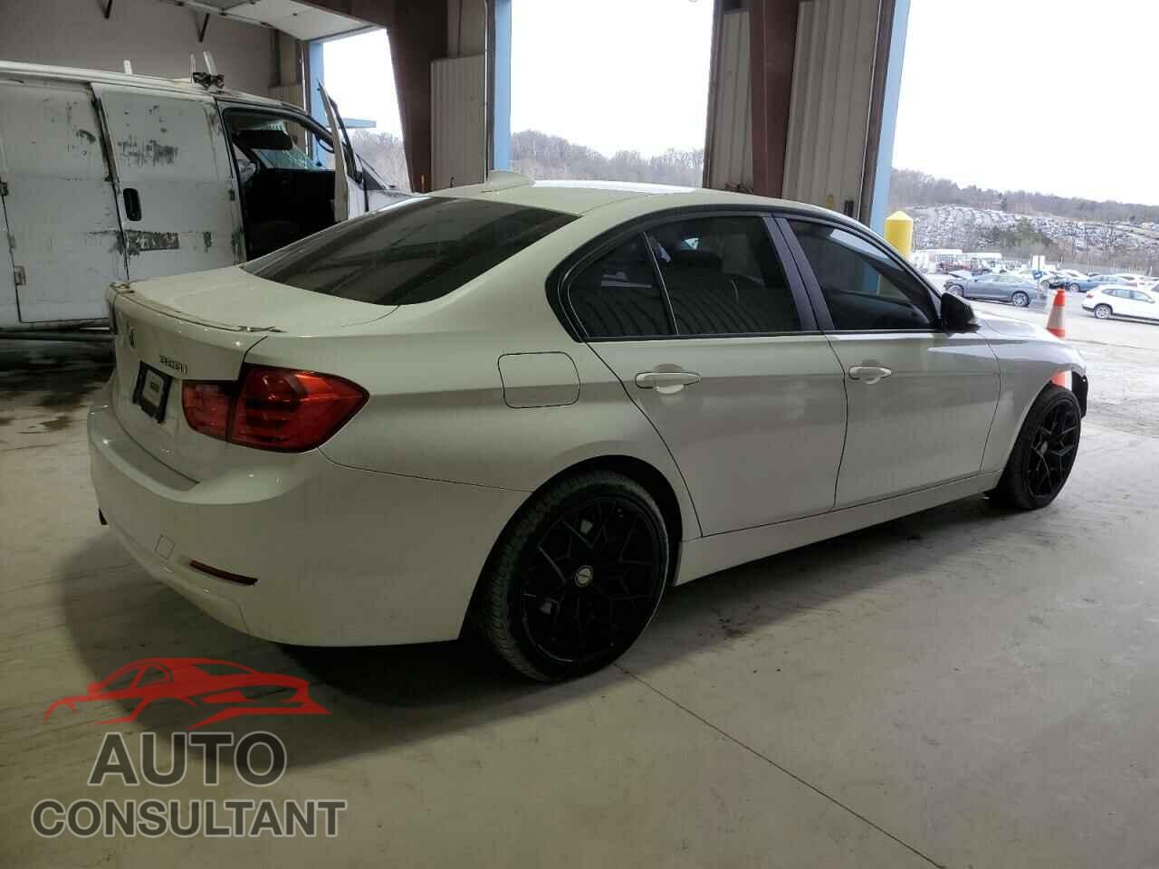 BMW 3 SERIES 2015 - WBA3B3C58FJ985115