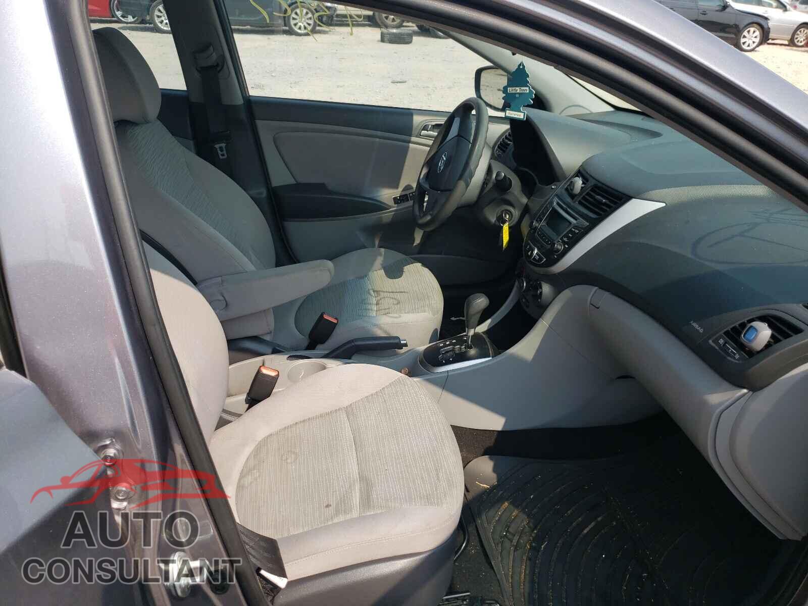 HYUNDAI ACCENT 2017 - KMHCT4AEXHU181159