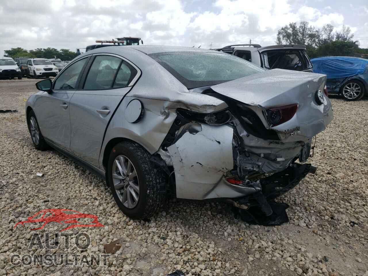 MAZDA 3 2021 - JM1BPAA74M1313042