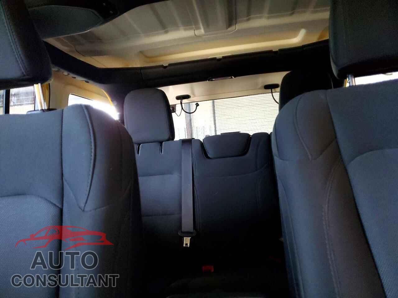 JEEP WRANGLER 2019 - 1C4HJXDN3KW573473