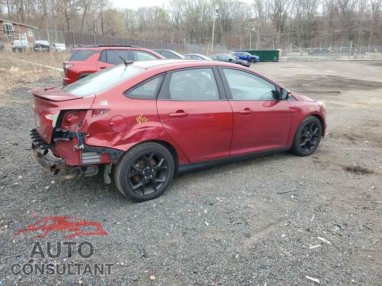 FORD FOCUS 2014 - 1FADP3F27EL366105