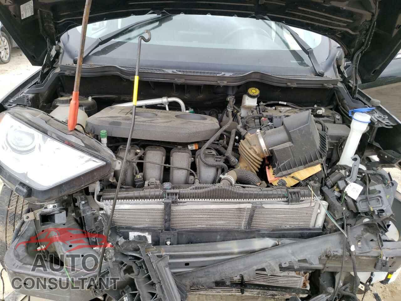 FORD ECOSPORT 2019 - MAJ6S3KL2KC289726