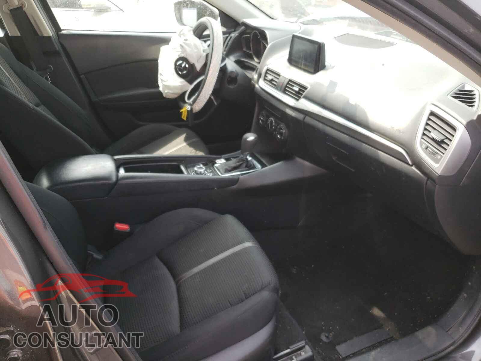 MAZDA 3 2017 - 3MZBN1U72HM121545