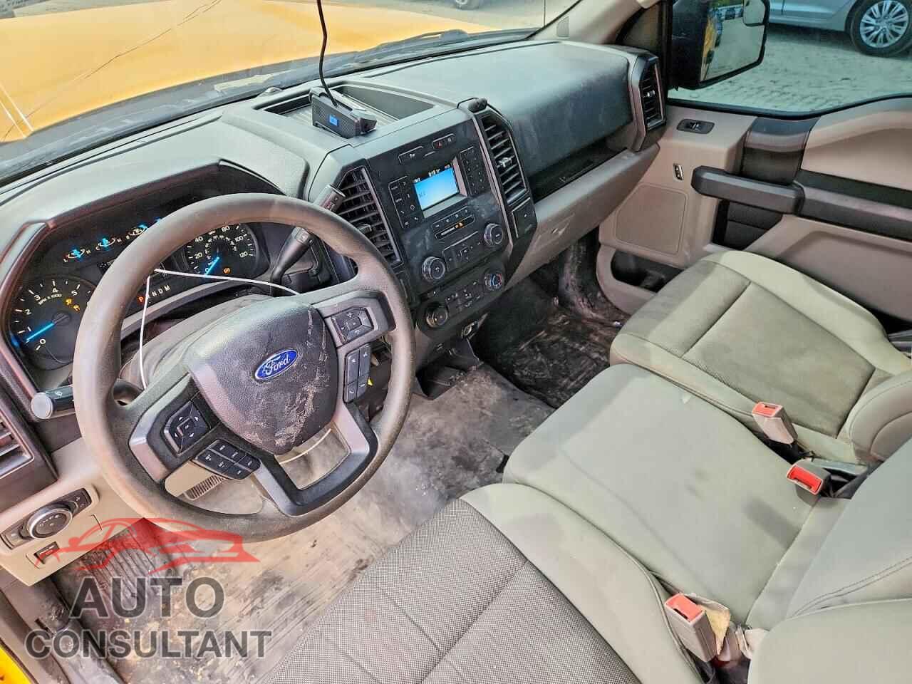 FORD F150 2018 - 1FTMF1E54JKF44498