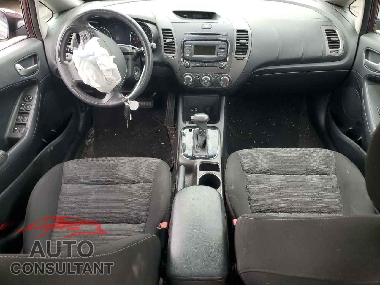 KIA FORTE 2017 - 3KPFK4A71HE128869