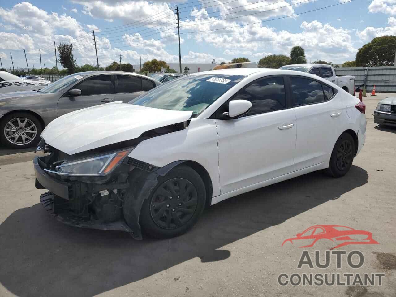 HYUNDAI ELANTRA 2019 - 5NPD74LF5KH427278
