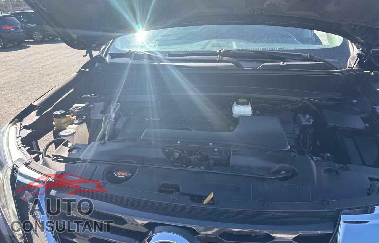 NISSAN PATHFINDER 2017 - 5N1DR2MM7HC691663