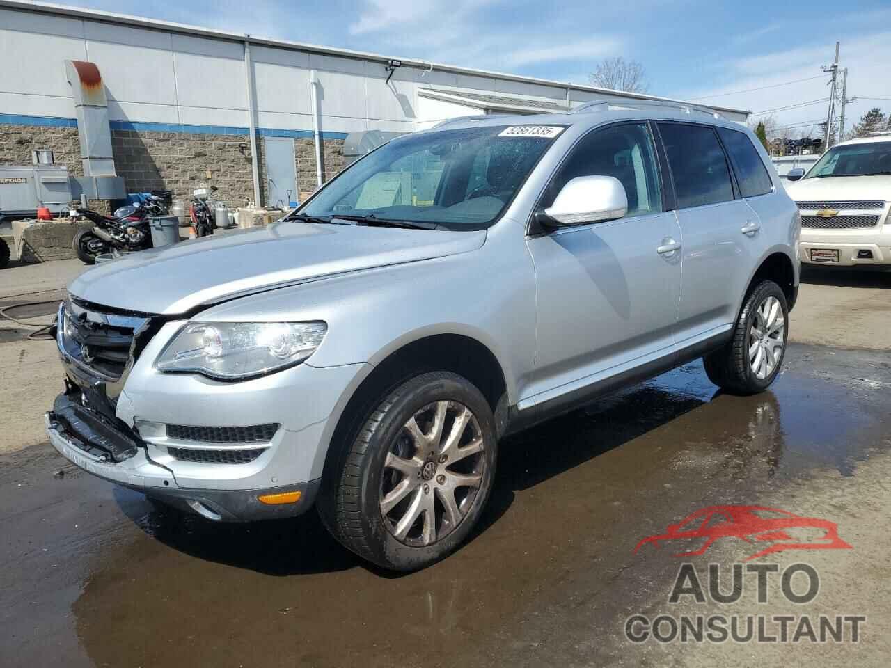 VOLKSWAGEN TOUAREG 2010 - WVGBF7A97AD004355