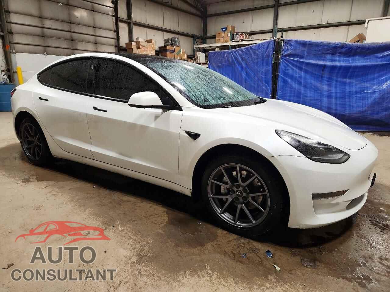 TESLA MODEL 3 2023 - LRW3E1FA9PC875717