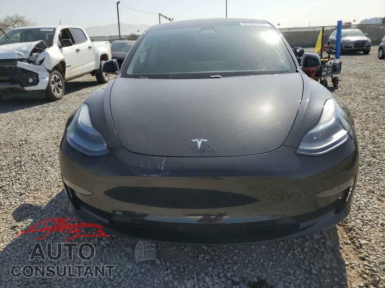 TESLA MODEL 3 2021 - 5YJ3E1EA5MF077377