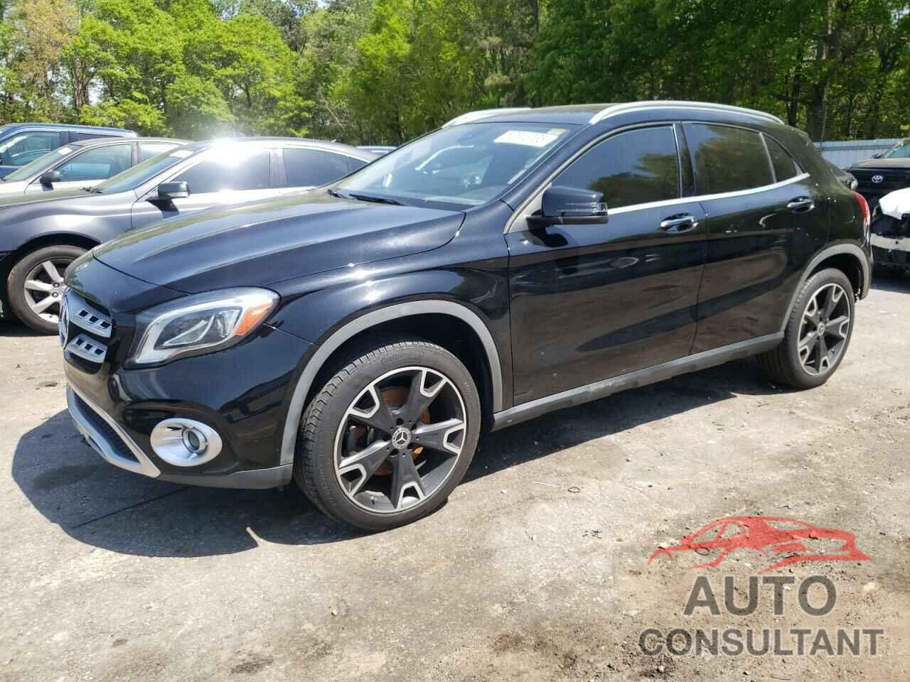 MERCEDES-BENZ GLA-CLASS 2018 - WDCTG4EB7JJ491909