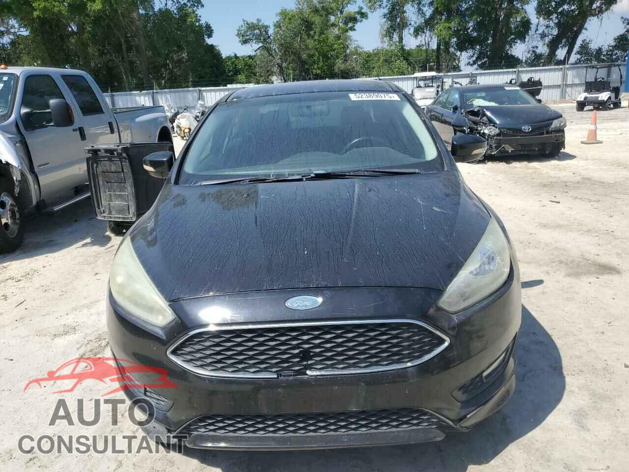 FORD FOCUS 2015 - 1FADP3F20FL277901
