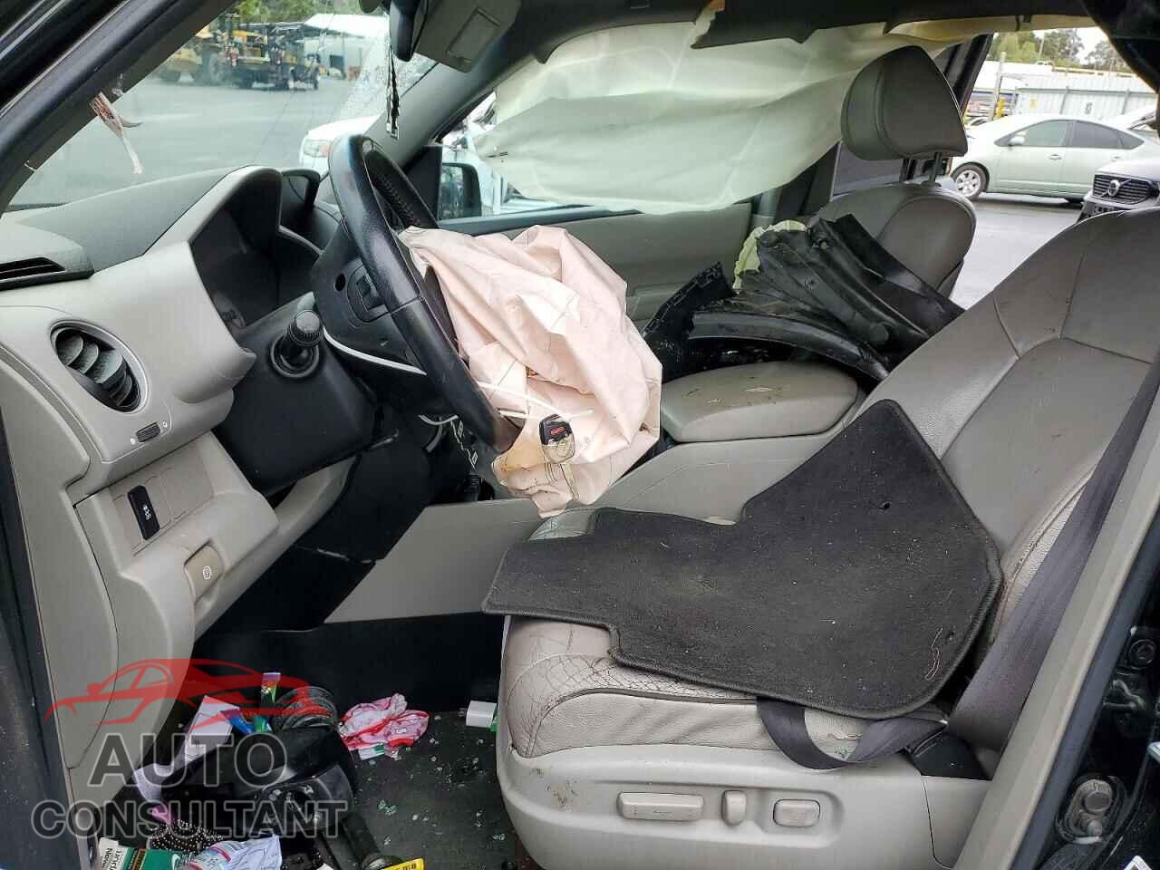 HONDA PILOT 2013 - 5FNYF3H71DB029048