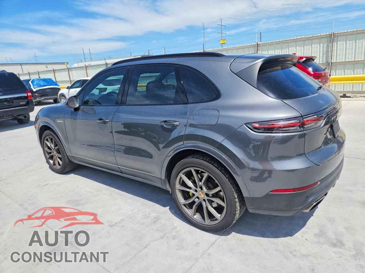 PORSCHE CAYENNE 2019 - WP1AE2AY8KDA50824