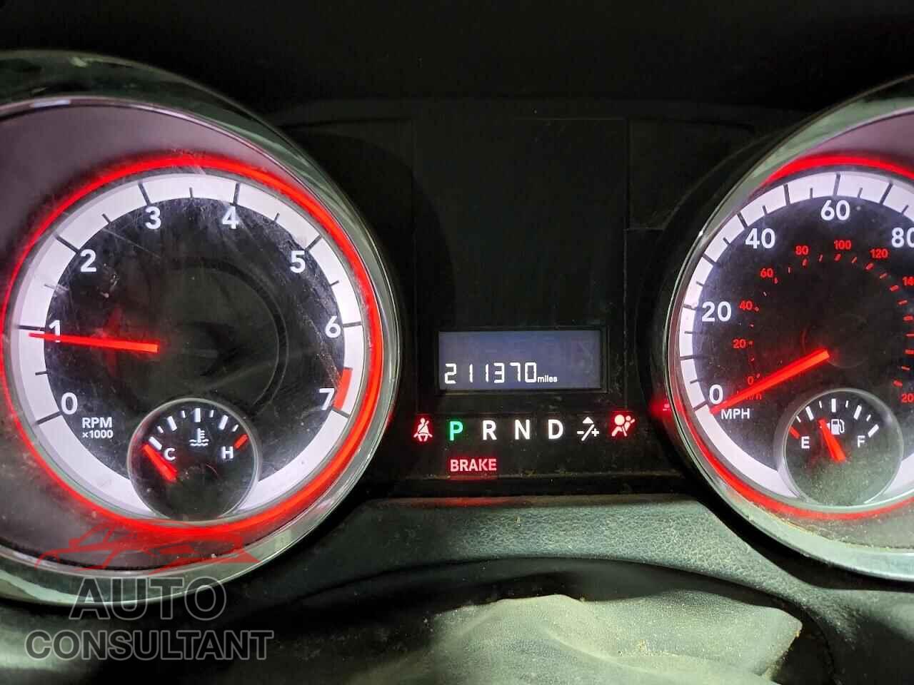 DODGE CARAVAN 2013 - 2C4RDGBG1DR562001