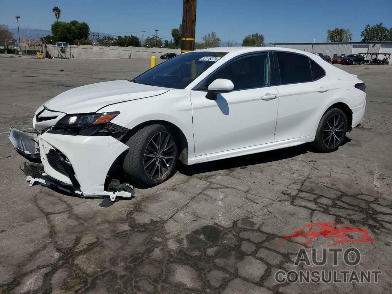 TOYOTA CAMRY 2021 - 4T1G11AK5MU475672