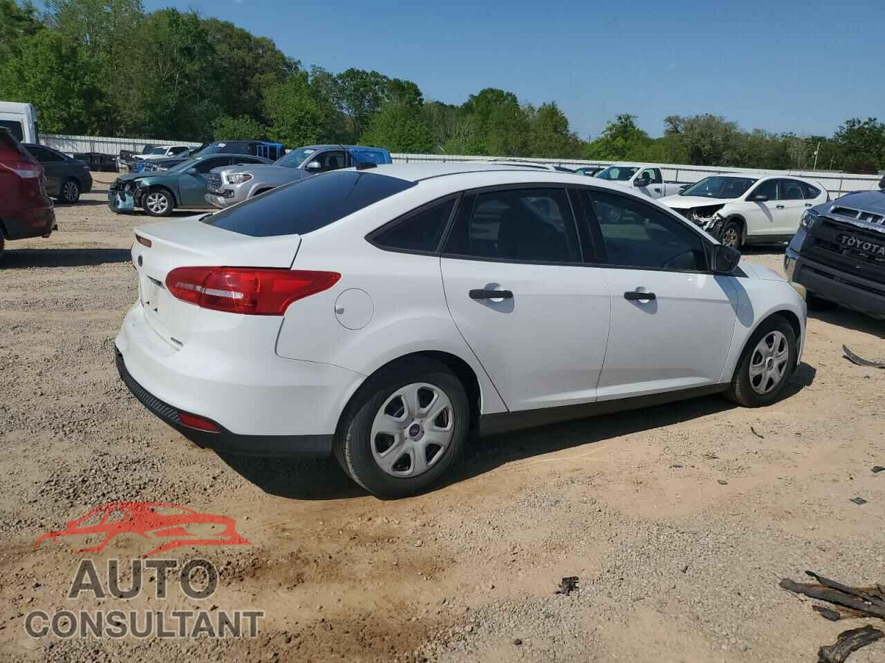 FORD FOCUS 2016 - 1FADP3E29GL285143