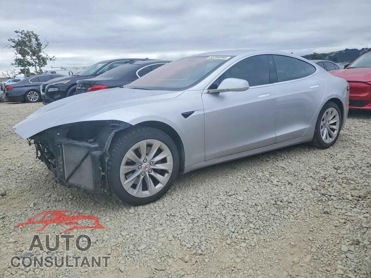 TESLA MODEL S 2017 - 5YJSA1E1XHF197009