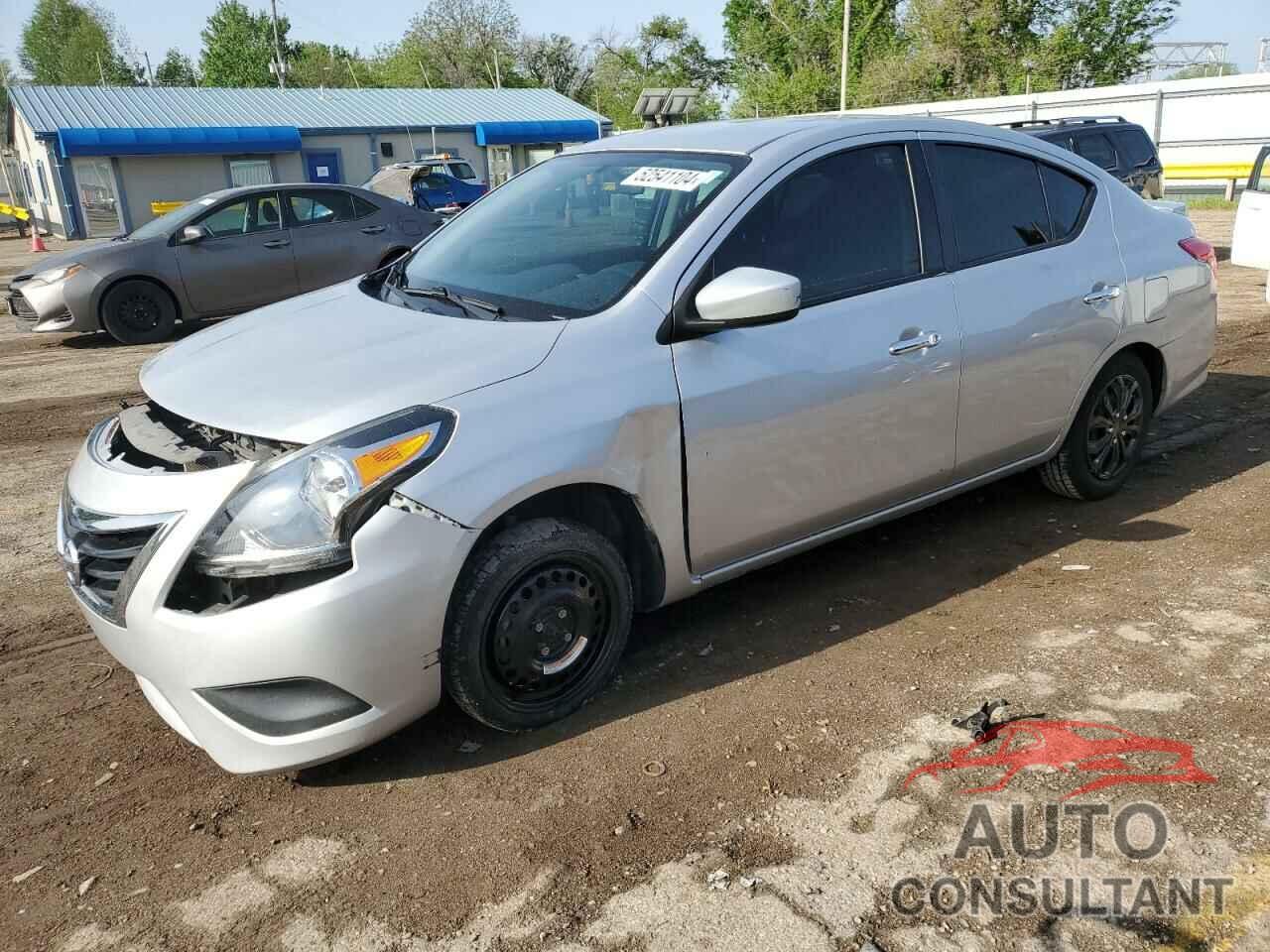 NISSAN VERSA 2019 - 3N1CN7AP4KL852301