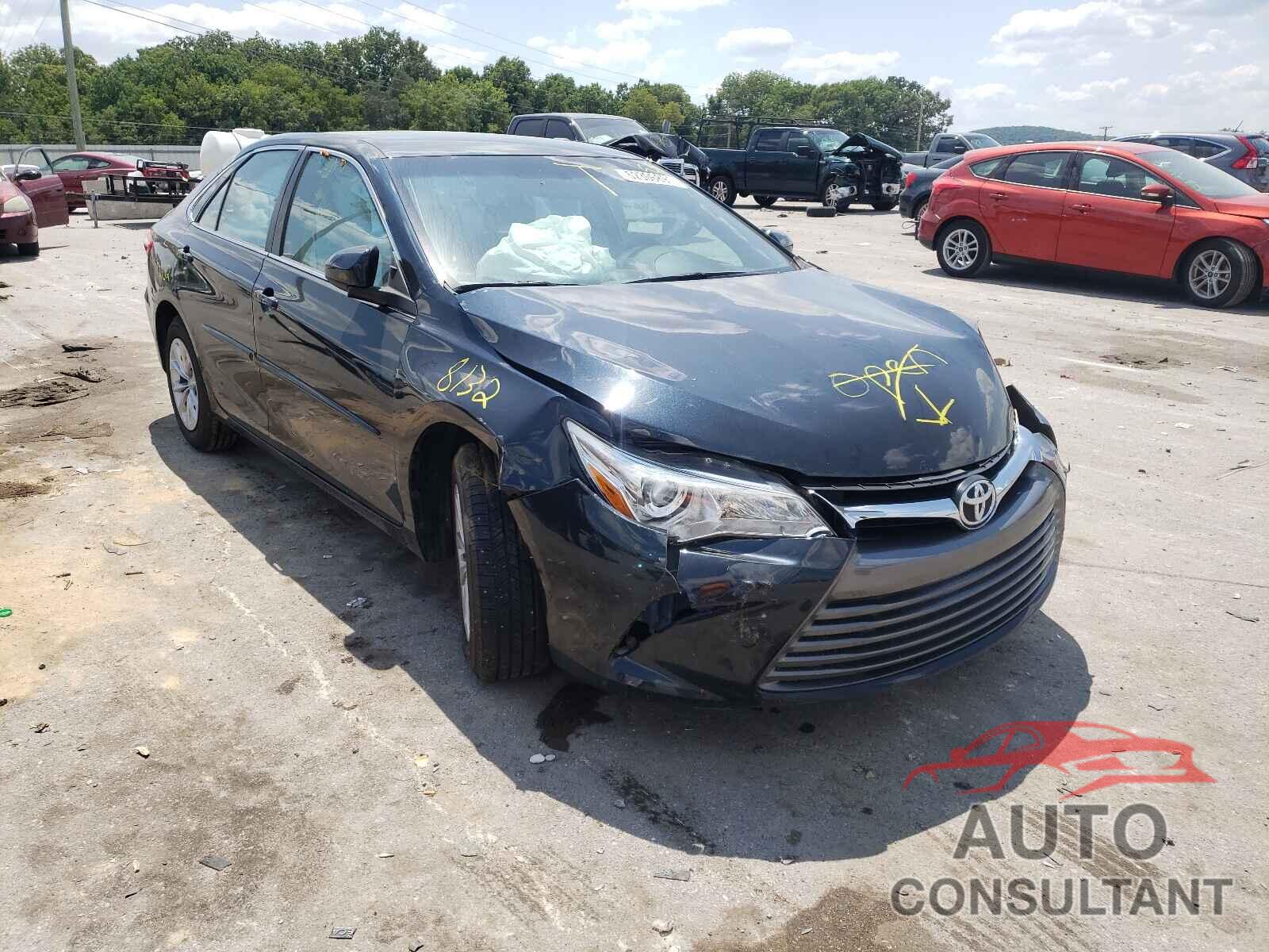 TOYOTA CAMRY 2016 - 4T4BF1FK5GR526702