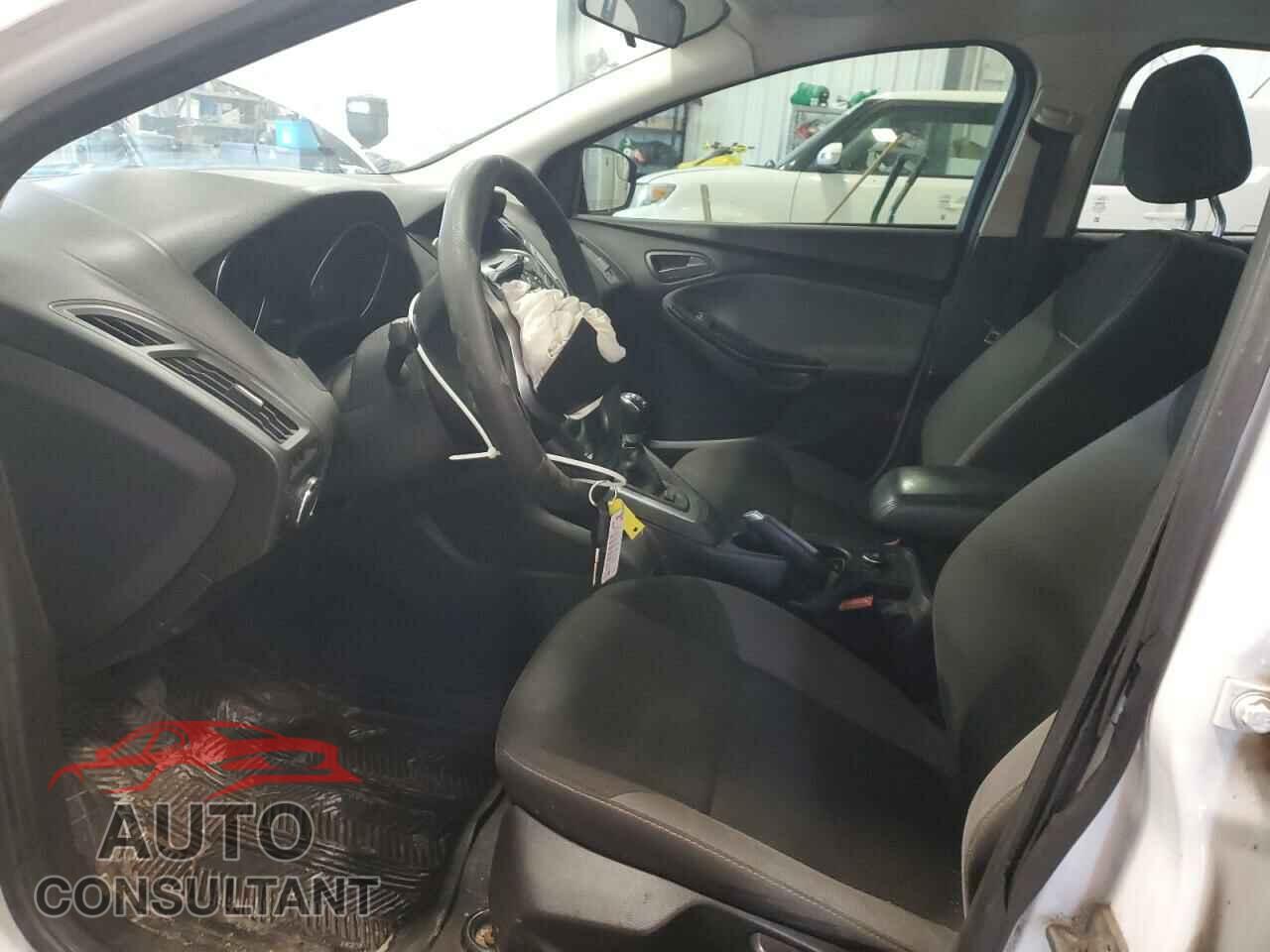 FORD FOCUS 2012 - 1FAHP3F24CL133247