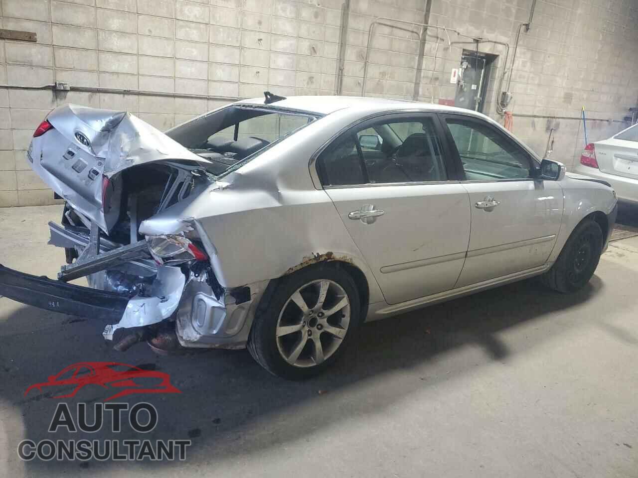 KIA OPTIMA 2010 - KNAGH4A87A5452323