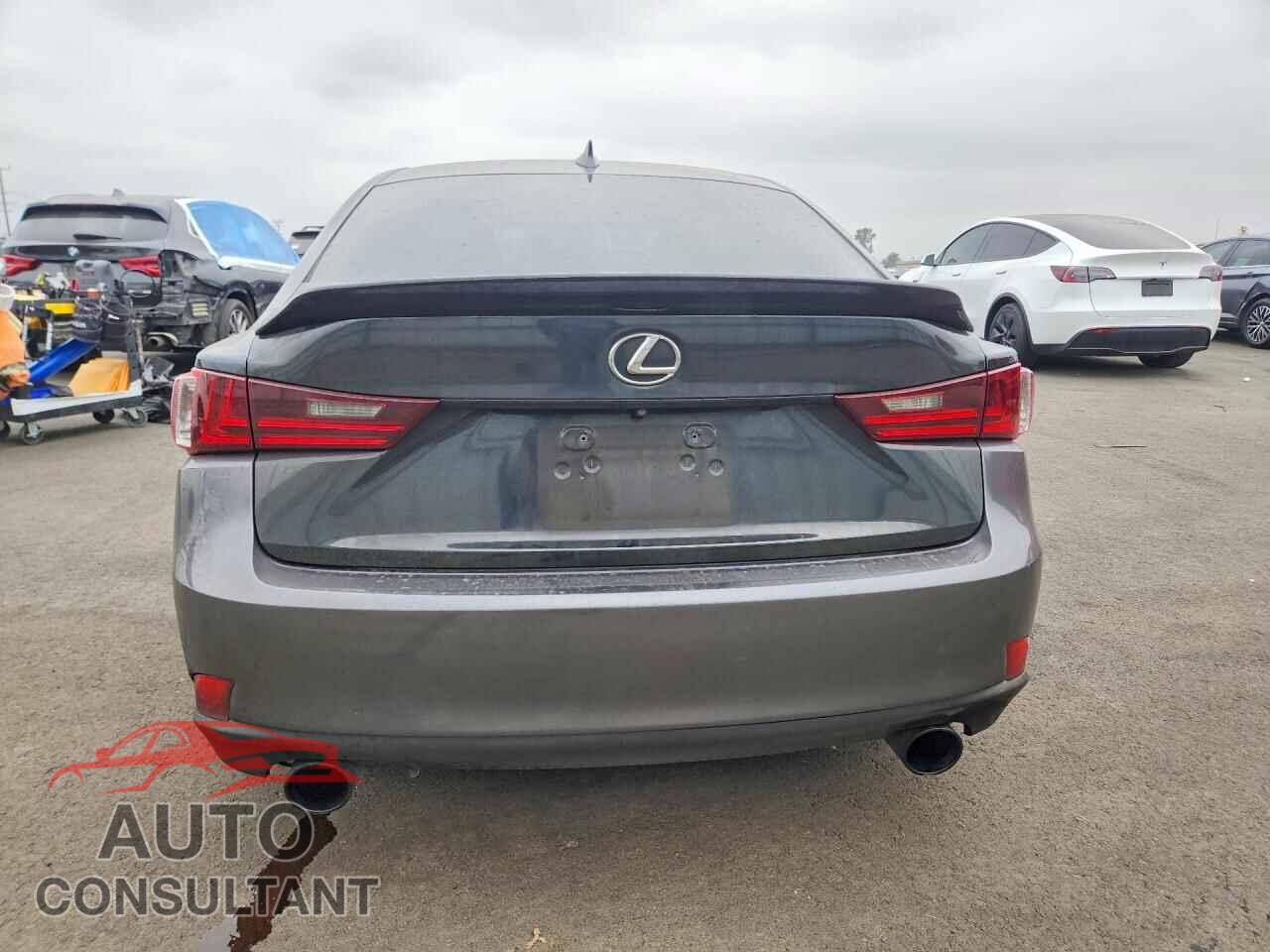 LEXUS IS 2014 - JTHBF1D26E5038317