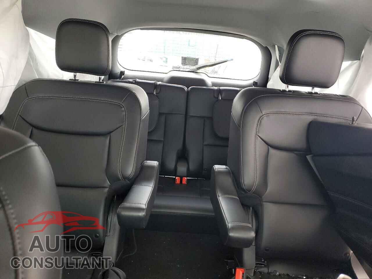 FORD EXPLORER 2023 - 1FMSK8DH2PGB08960