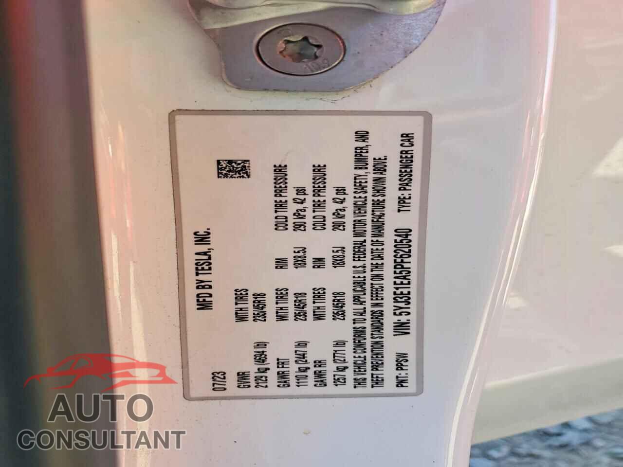 TESLA MODEL 3 2023 - 5YJ3E1EA5PF620540