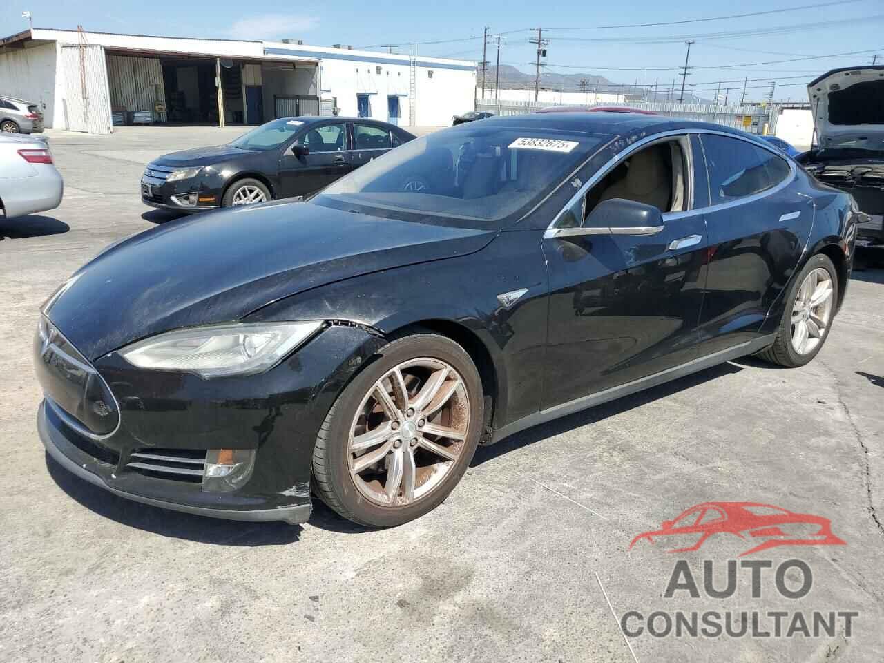 TESLA MODEL S 2013 - 5YJSA1CN6DFP10661