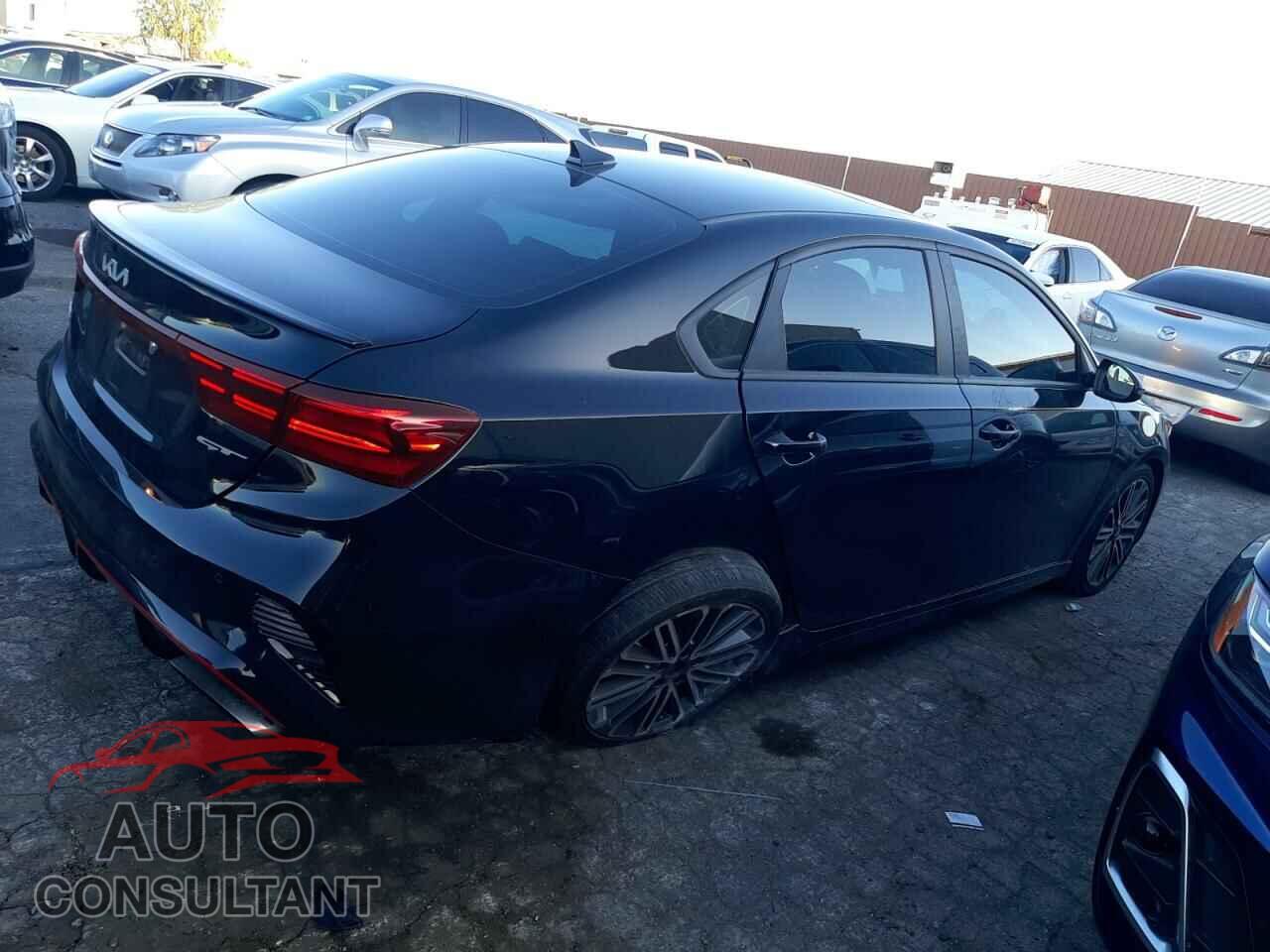 KIA FORTE 2023 - 3KPF44AC7PE583618