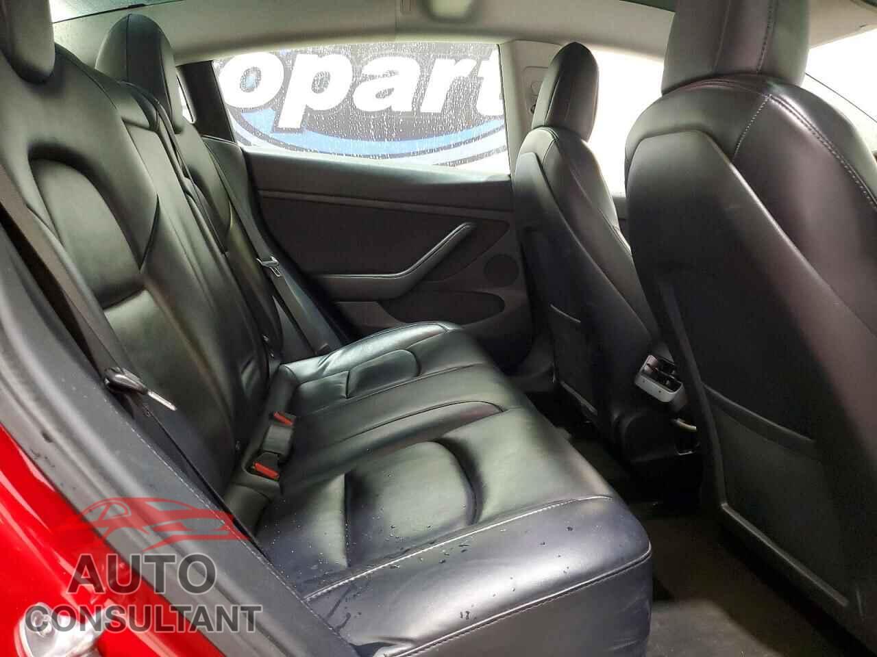 TESLA MODEL 3 2022 - 5YJ3E1EA6NF304545