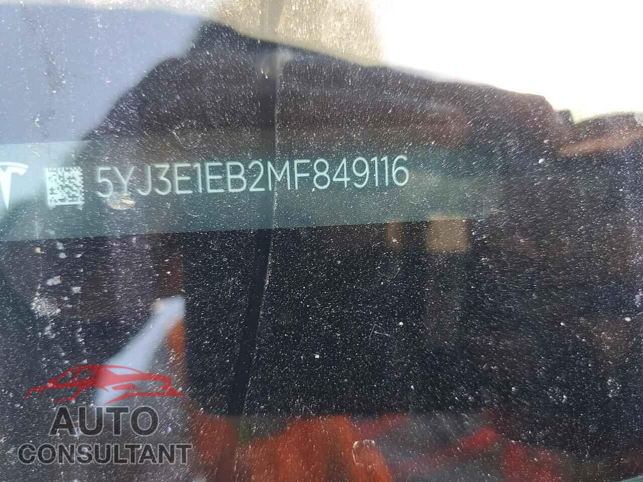 TESLA MODEL 3 2021 - 5YJ3E1EB2MF849116
