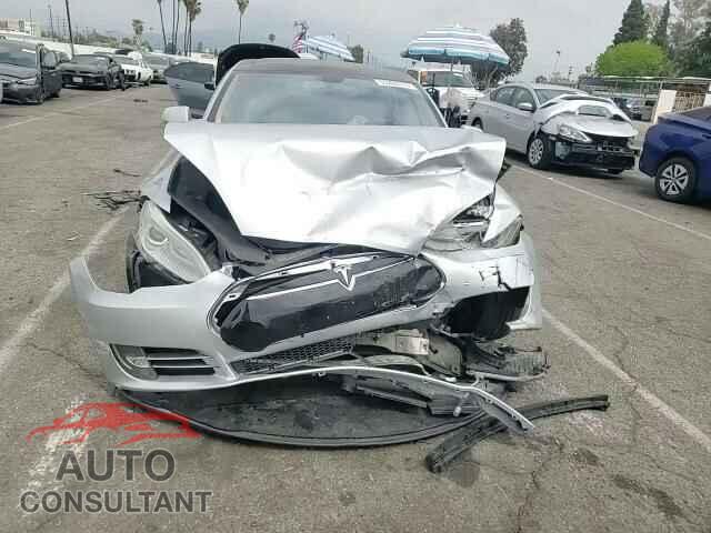 TESLA MODEL S 2012 - 5YJSA1CN2CFP02426
