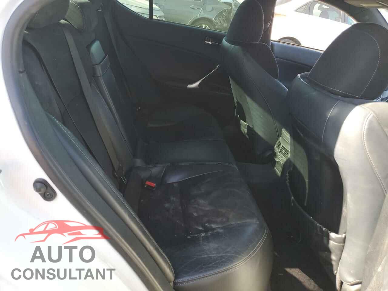 LEXUS IS 2012 - JTHBF5C2XC5167103