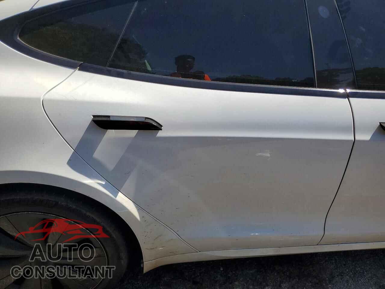 TESLA MODEL S 2021 - 5YJSA1E55MF451349