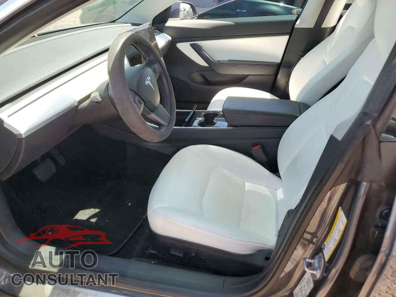 TESLA MODEL 3 2020 - 5YJ3E1EA4LF606834