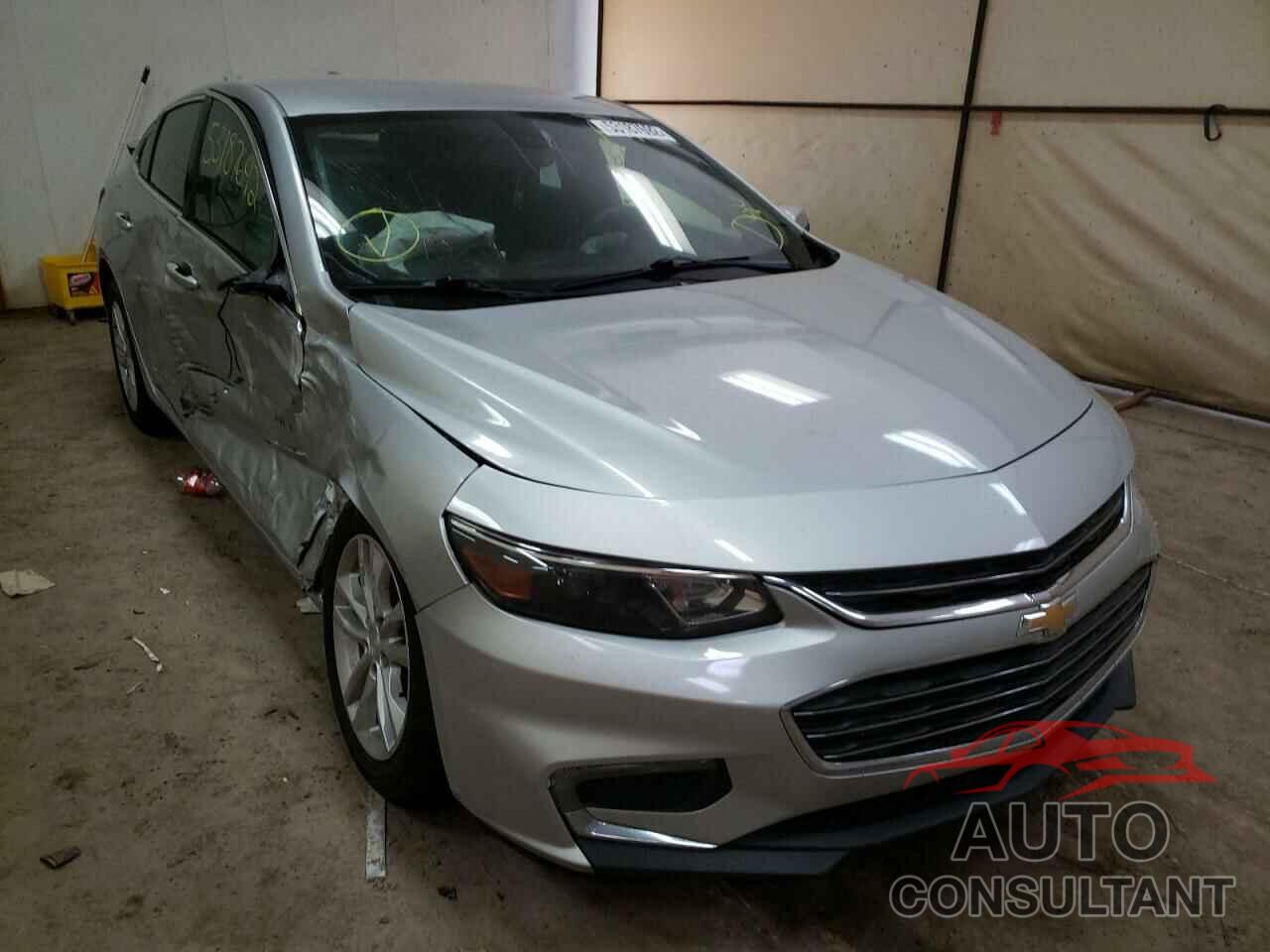 CHEVROLET MALIBU 2017 - 1G1ZE5ST5HF199755
