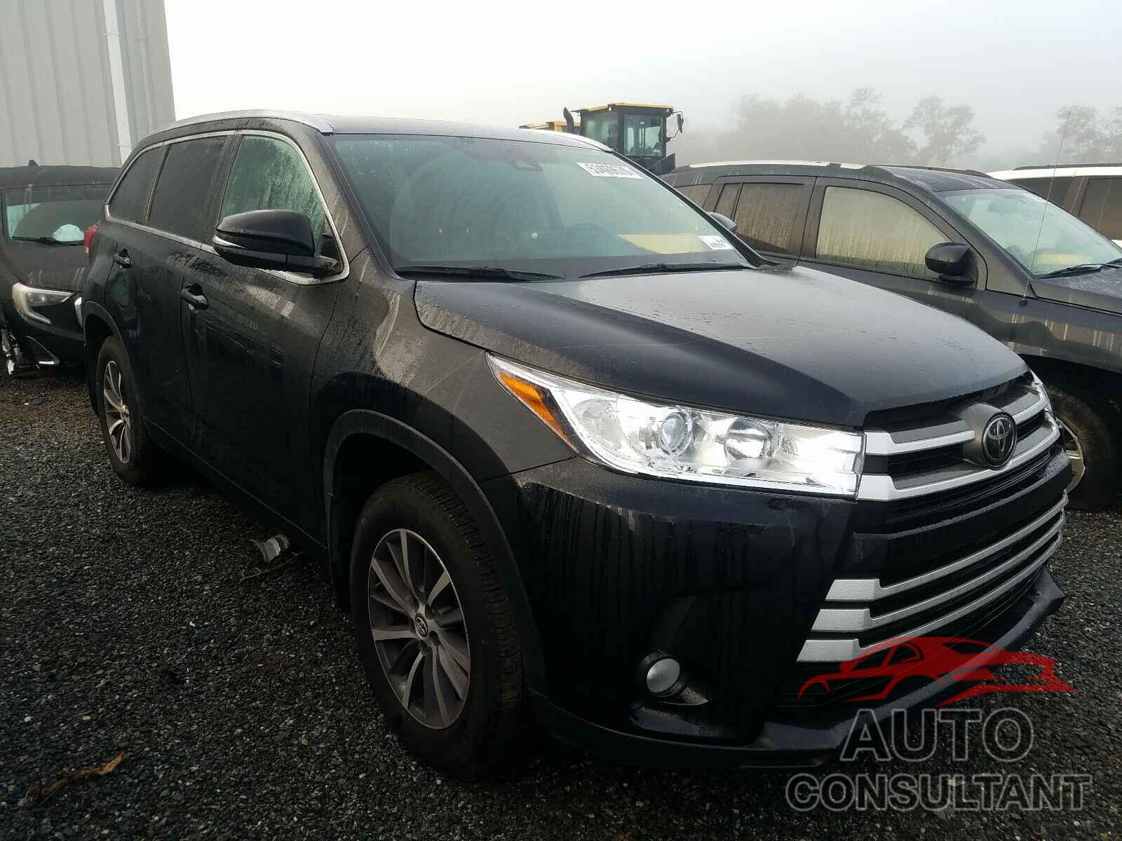 TOYOTA HIGHLANDER 2018 - 5TDJZRFH3JS824262