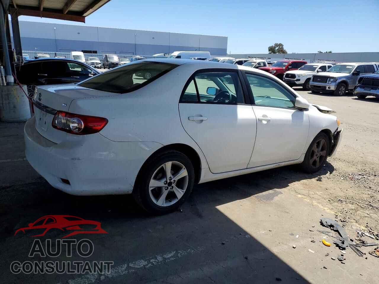 TOYOTA COROLLA 2011 - 2T1BU4EE7BC658027