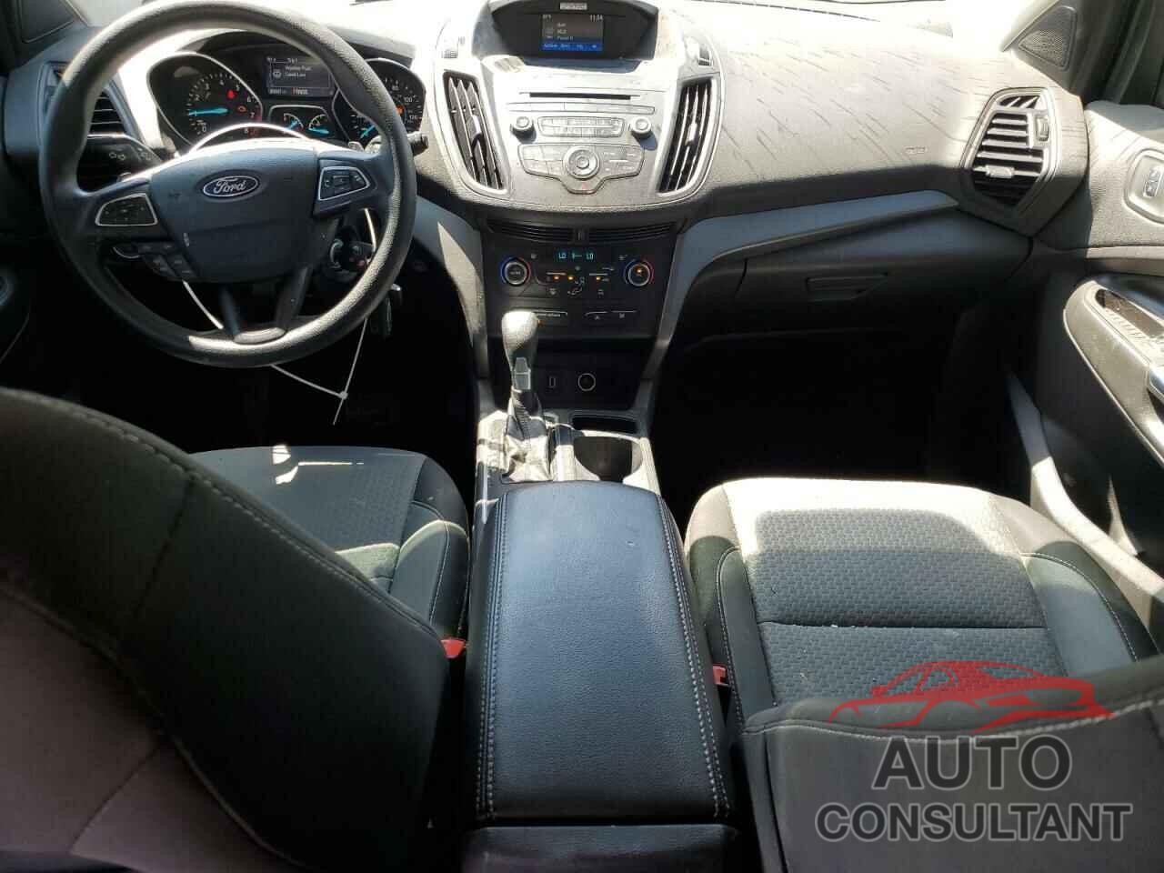 FORD ESCAPE 2017 - 1FMCU0GD4HUE08298