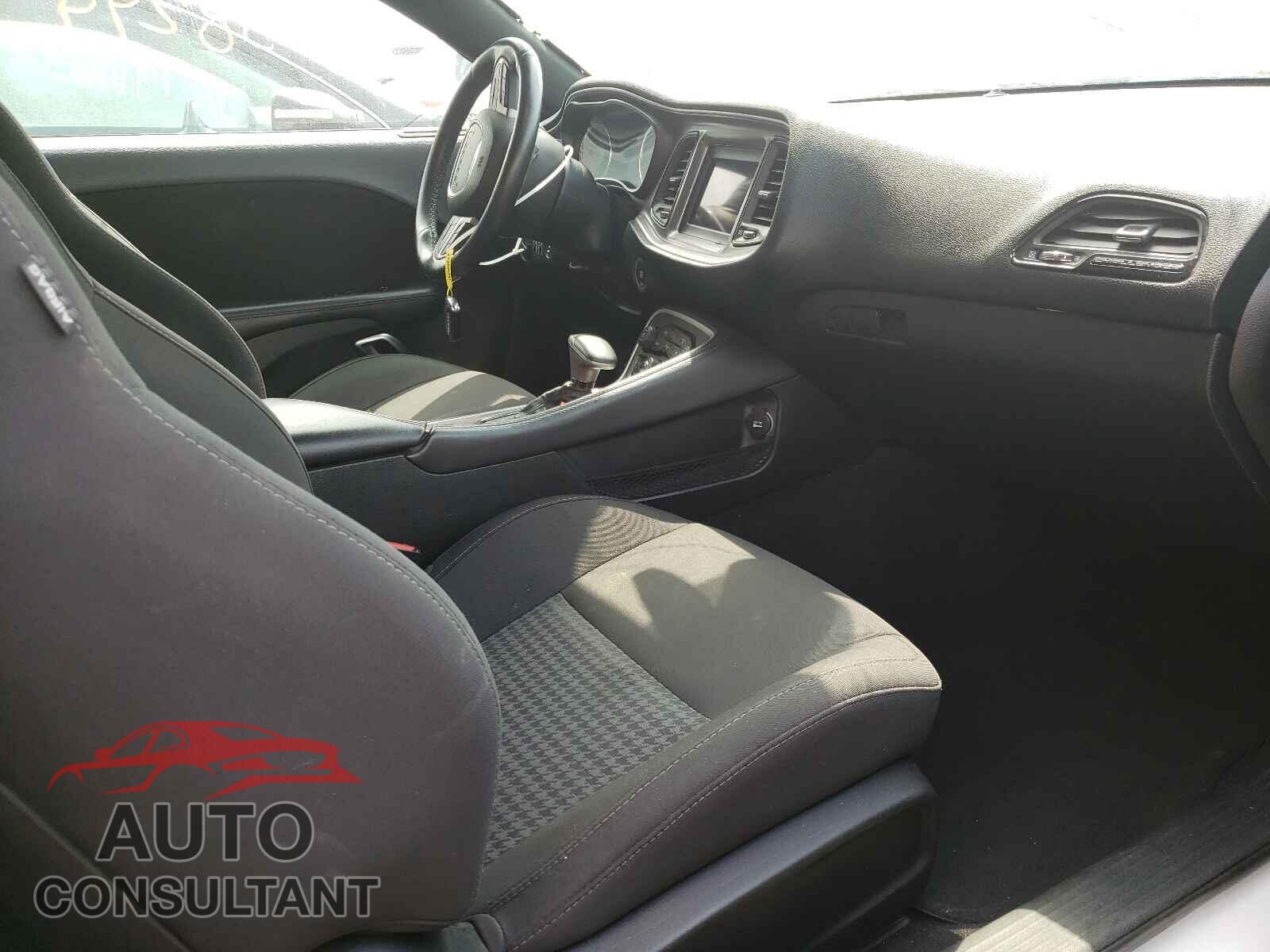 DODGE CHALLENGER 2019 - 2C3CDZBT3KH660436