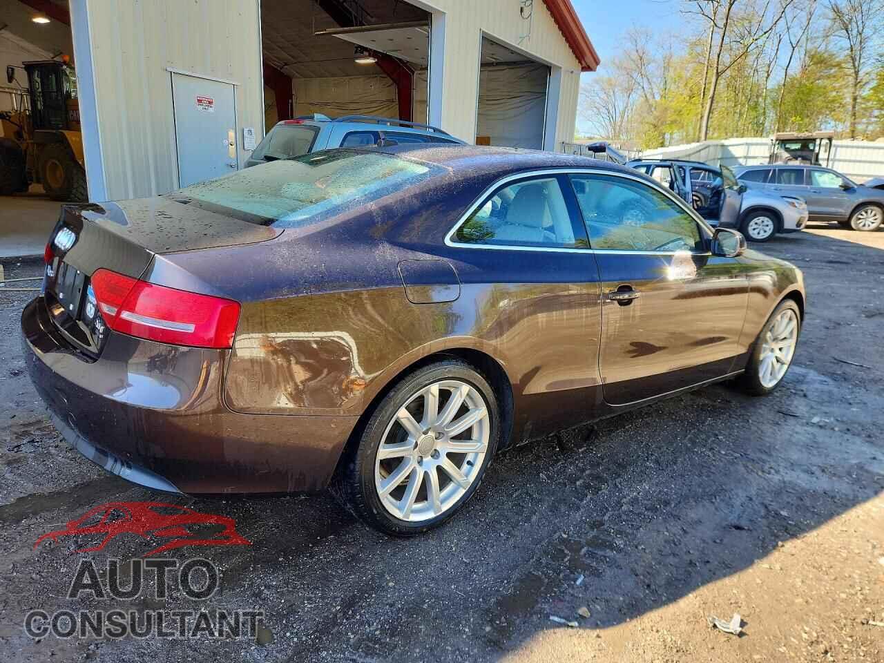 AUDI A5 2011 - WAURFAFR4BA028931
